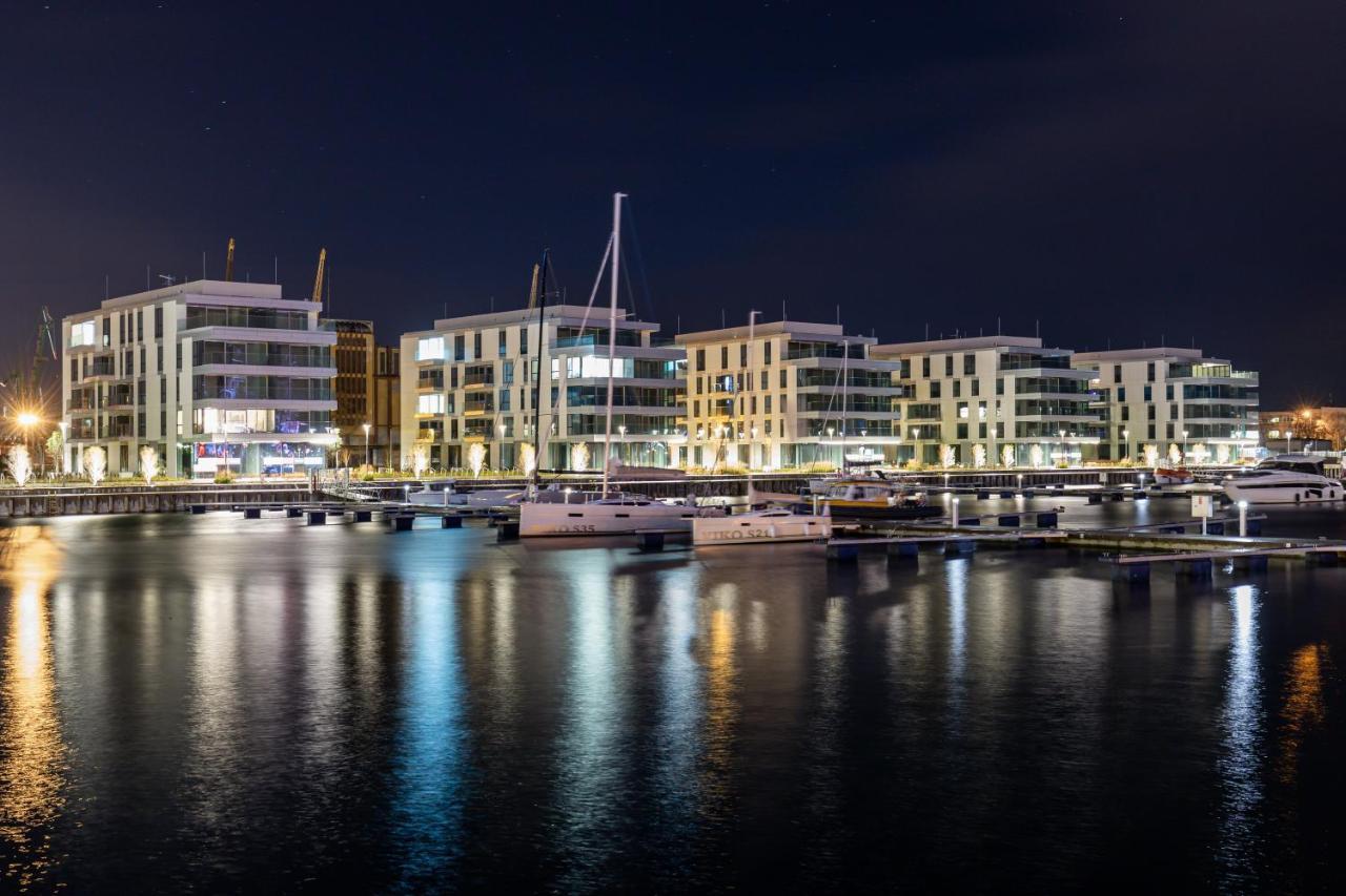 Yacht Park With Sea View By Lion Apartments Gdynia Exterior foto